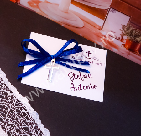 Cruciulite botez - Cruciulite botez argintii cu fundita bleumarin