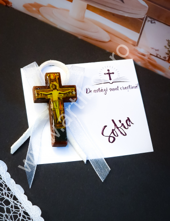 Cruciulita marturie din lemn cu snur din piele intoarsa [1]