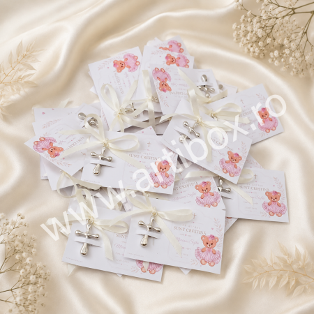 Cruciulite botez pentru fetite - din plastic cu margini rotunjite, cartonas personalizat, cu panglica din satin si ac de prindere [1]