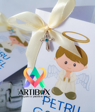 Cruciulite bleu pentru botez cu felicitare si ciocolata [15]