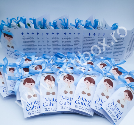 Cruciulite pentru botez cu felicitare si buchetel din flori naturale uscate [6]