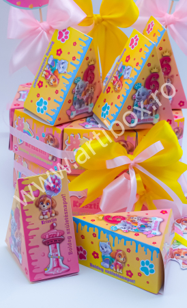 Cutii personalizate in forma de felie de tort pentru aniversari, cu toppere si fundite incluse - Model Paw Patrol [1]