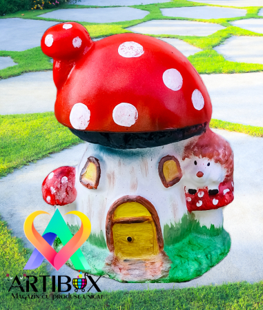 DECORATIUNI GRADINA - Figurine decorative pentru gradina - Casuta Ciuperca
