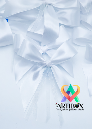 Accesorii Fundite - Fundite din satin si organza cu banda adeziva buretata - realizate manual