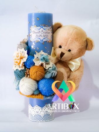 Lumanari botez si nunta - Lumanare albastra pentru botez cu ursulet de plus, gheme, plante uscate, dantela