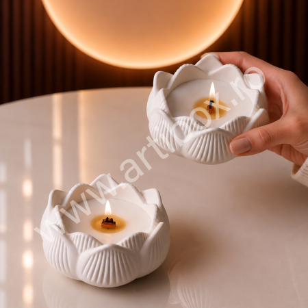 Lumanare parfumata in suport decorativ din ceramica - Model nufar [3]