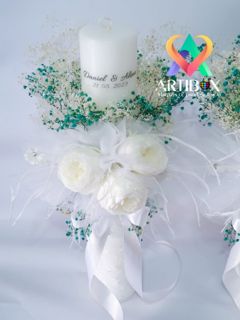 Lumanari pentru nunta cu bujori si flori criogenate, dantela, broderie, pene [8]
