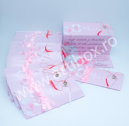 Felicitari personalizate - Martisor cu felicitare Luna Martie - Model trandafiri