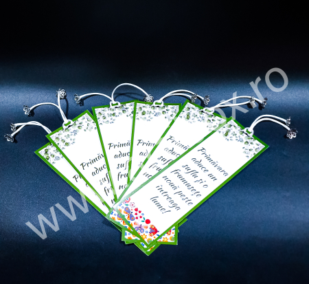 Martisor Semn de carte verde cu aplicatii ornamentale [3]