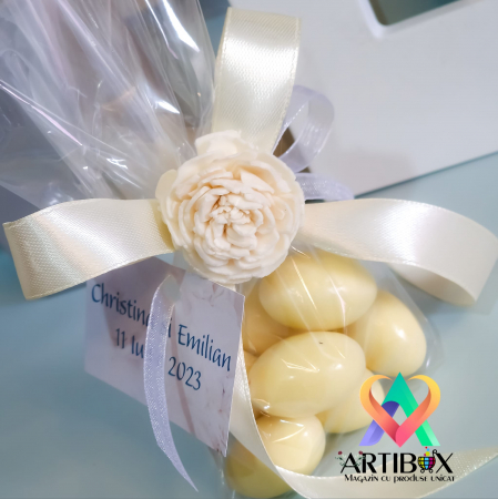 Marturie nunta cu floare natur ming, funda din satin si arahide glazurate [1]
