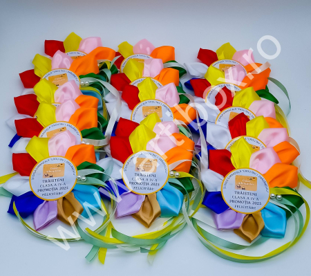 Cocarde personalizate pentru absolvire - Model Multicolor [3]