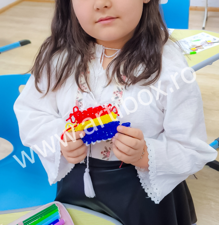 Razboi de tesut din lemn | Drag de traditii | Set creativ pentru micii artizani | Accesorii incluse - 22 × 16,5 cm [6]