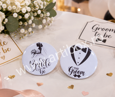 Set 2 insigne personalizate mire si mireasa | Bride to be | The Groom [1]