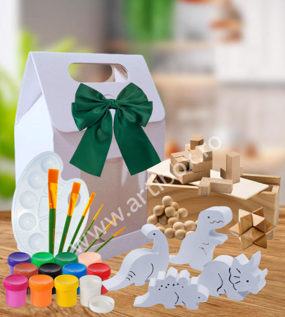 Craciun 2025 - Set creativ pentru pictura si indemanare - Dinozauri din ipsos si Set 3 jocuri din lemn