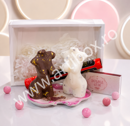Best Seller - Set lumanari parfumate stil statueta corp femeie, tavita ceramica si betisoare parfumate  - Bubble Gum