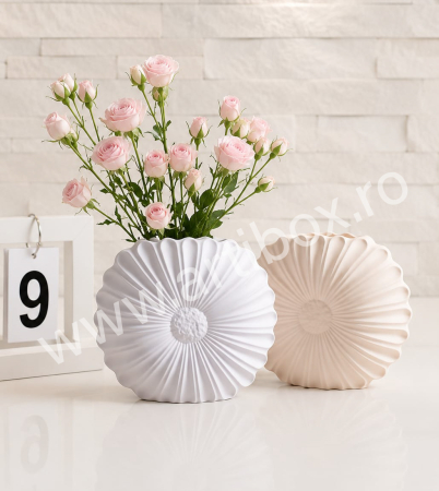 Vaze unicat moderne - Vaza decorativa din ceramica model floare