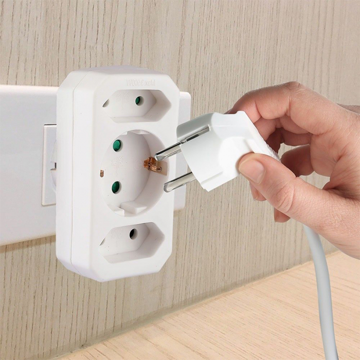ADAPTOR 3 PRIZE 1X16A 2x2.5A MAX 3500W [11]