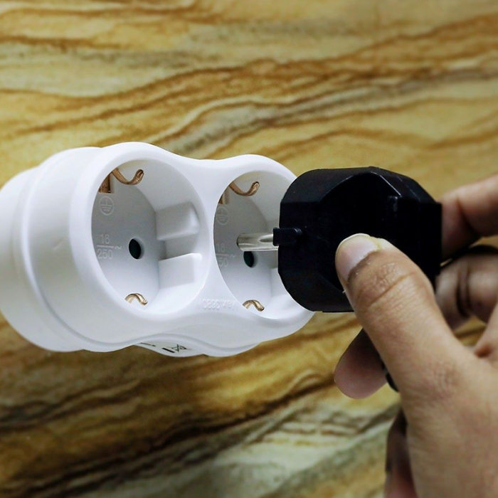 ADAPTOR 3 PRIZE 3X16A MAX 3680W [10]