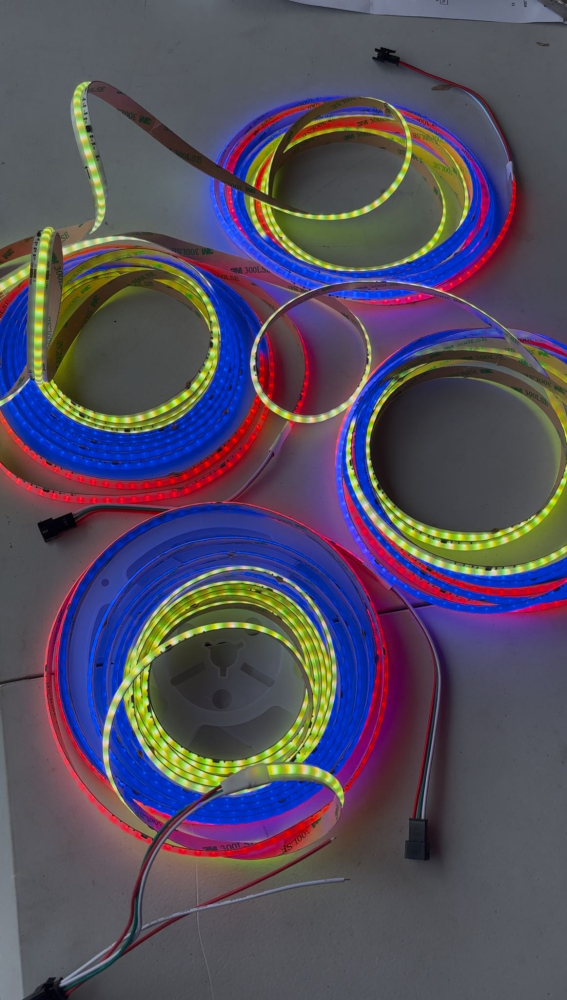 Banda LED COB RGB digitala 24V, 420 LED, 12W, WS2811 IC, IP20, latime 10mm, efect running, rola 5 metri [4]