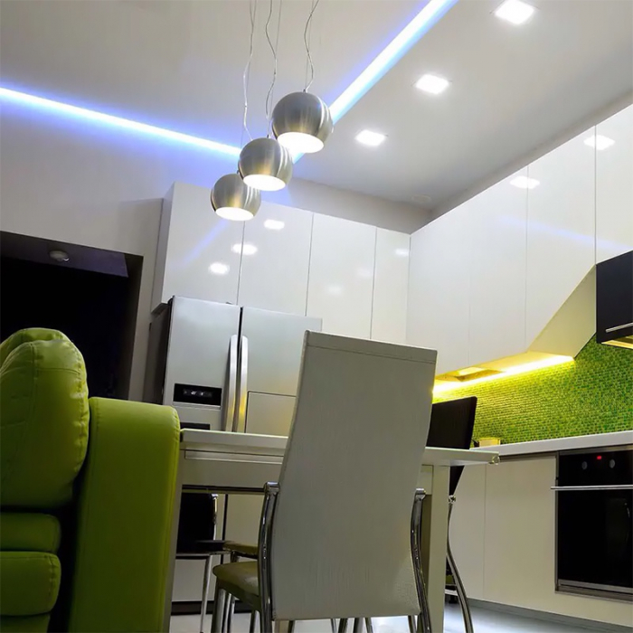 BANDA LED SMD5050 RGB 60LED/M IP20 5M [4]