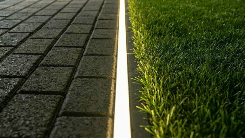 Corp de iluminat pentru exterior pavaj/beton, LED prefabricat, 1m lungime, 10 W, ermetic, IP68, IK10 [3]