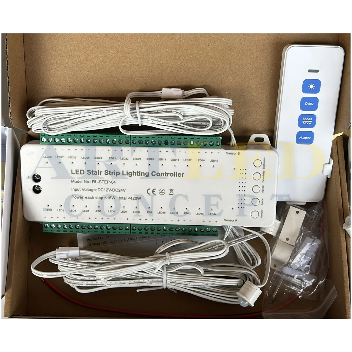 Kit Iluminat Inteligent Pentru 16 Scari / Scara/ Trepte cu Senzori si banda LED 24V [6]