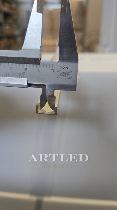 Profil Aluminiu Aplicat pentru Bandă LED, 2m, 15.55mm x 5.9mm, capac mat, corp argintiu, V-TAC, SKU 3370 [4]
