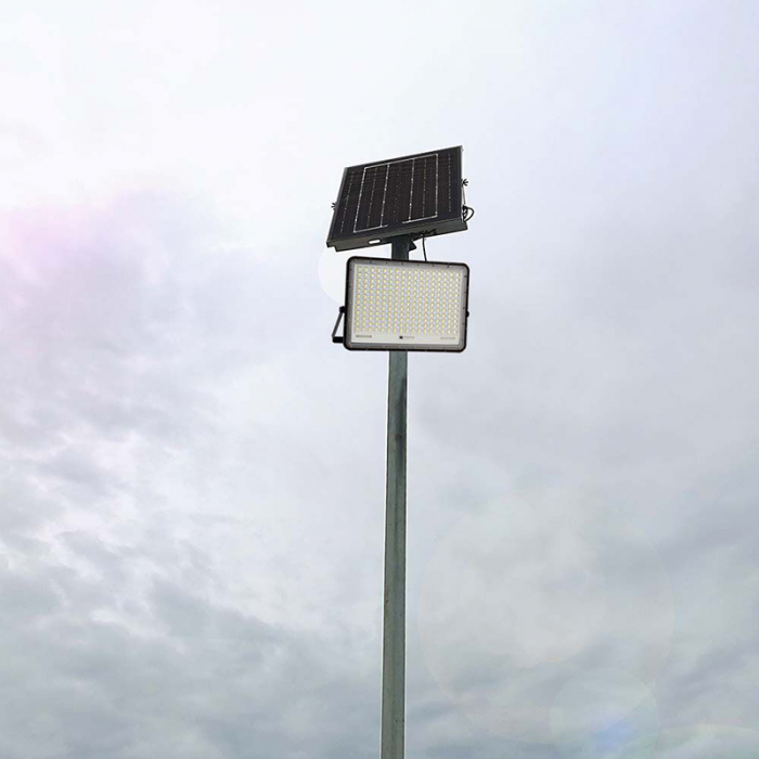 REFLECTOR CU INCARCARE SOLARA 30W 2300LM 6400K - NEGRU [7]