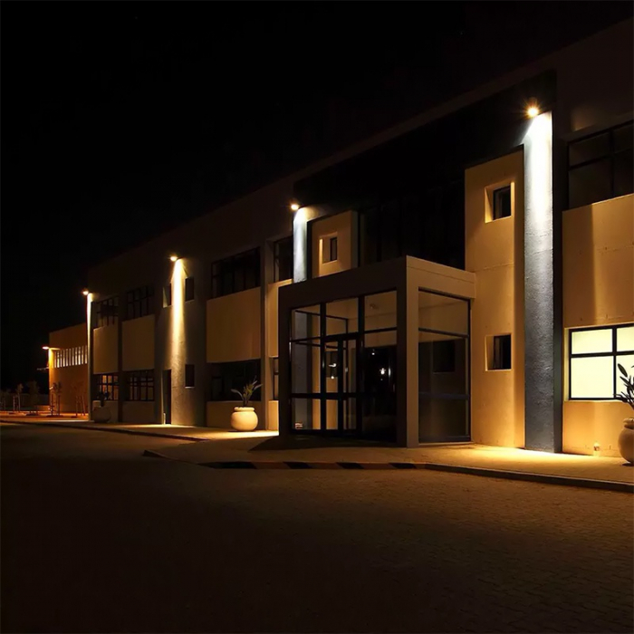REFLECTOR LED SMART RGB + ALB 20W IP65 [9]
