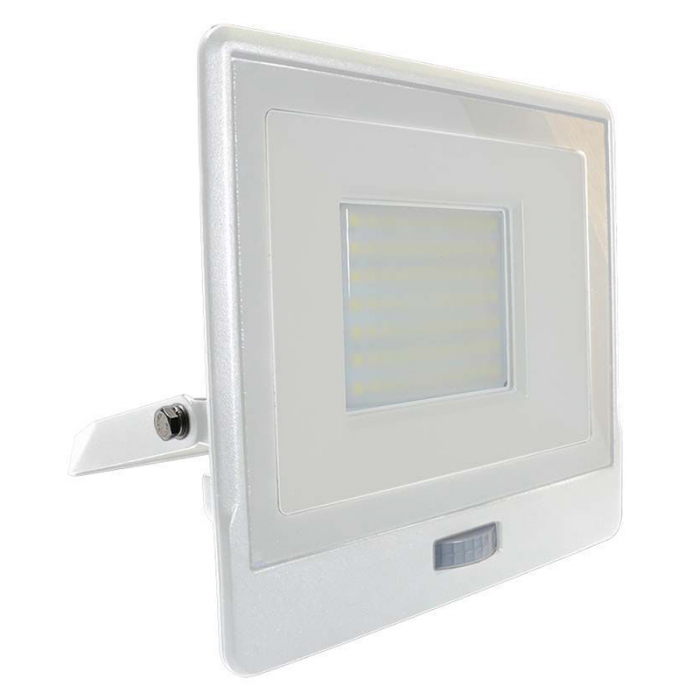 REFLECTOR LED SMD 50W 4000K IP65 CU SENZOR MISCARE - ALB [2]