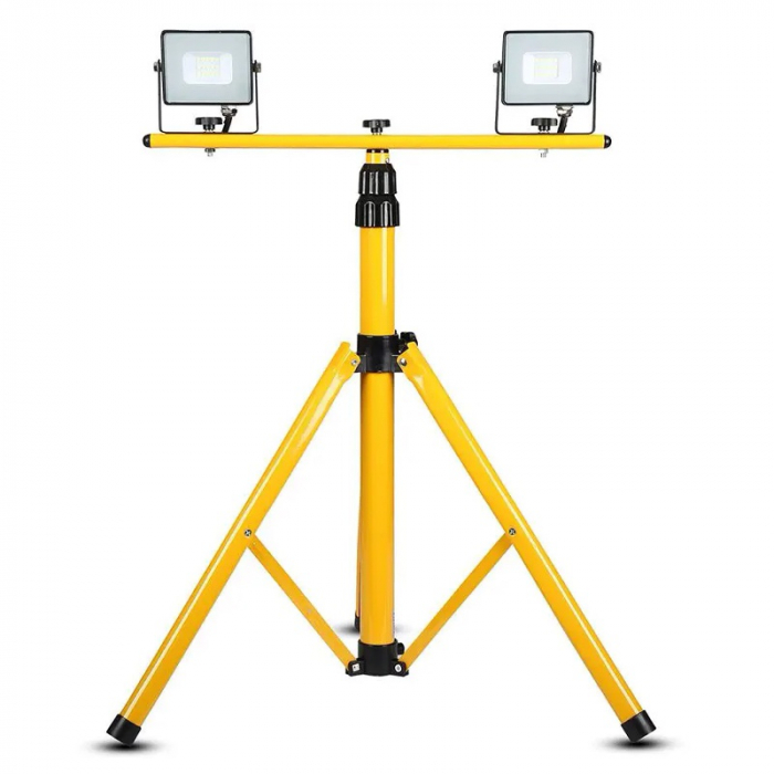 TREPIED PENTRU 2 REFLECTOARE LED [8]