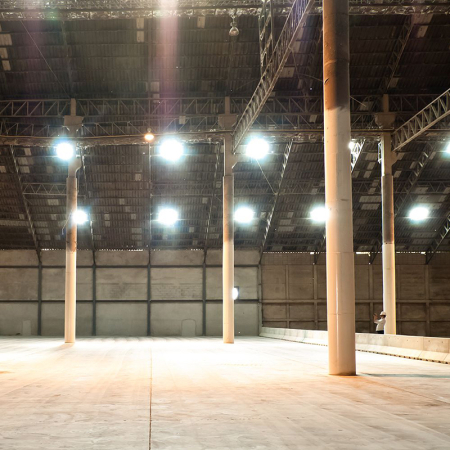 Lampă LED Highbay UFO 100W pentru hale și depozite 4000K [8]