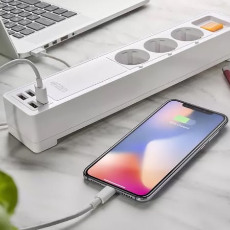 PRELUNGITOR SMART 1.8M 3CAI + 4USB 5A 3500W MAX [4]