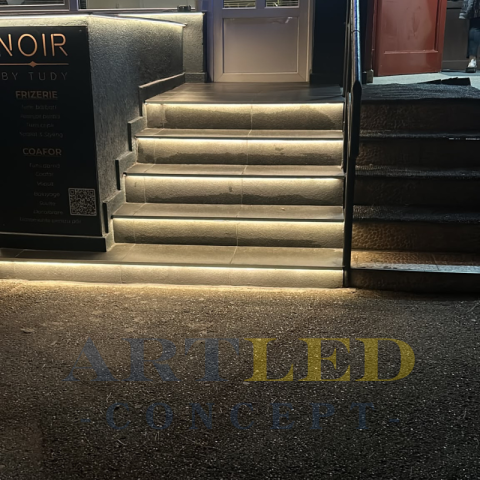 Profil LED aluminiu pentru trepte si scari din gresie, 2 metri [13]