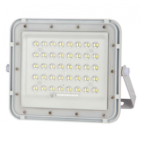 REFLECTOR CU INCARCARE SOLARA 10W 800LM 6400K - ALB [7]