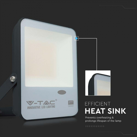 REFLECTOR LED 50W CU SENZOR CREPUSCULAR 6400K ALB RECE [12]