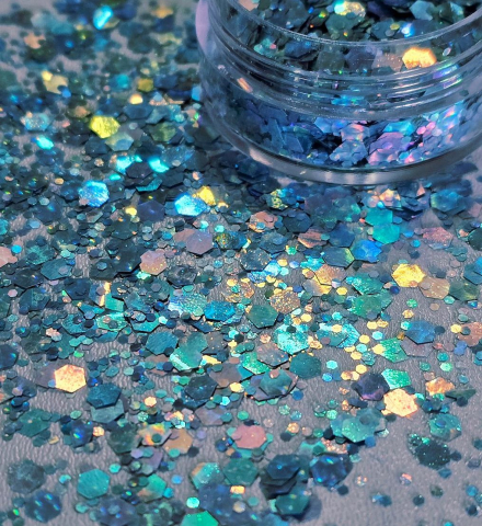 IRIDISCENT HEXAGON CHUNKY GLITTER - IRIDISCENT HEXAGON CHUNKY GLITTER - BABY BLUE 10 GR