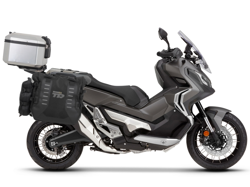Piese moto - Set complet de genti laterale adventure SHAD TERRA TR40 si topcase din aluminiu SHAD TERRA 55L, incluzand kitul de montaj SHAD HONDA X-ADV 750