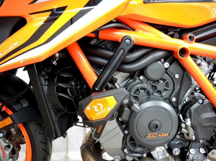 Crash sliders RDMOTO KTM13N black polyamide with black caps [3]