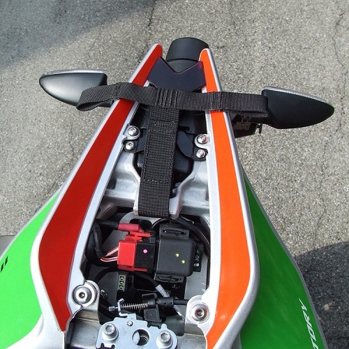 Kit prindere genti US Kriega - Aprilia Tuono [3]