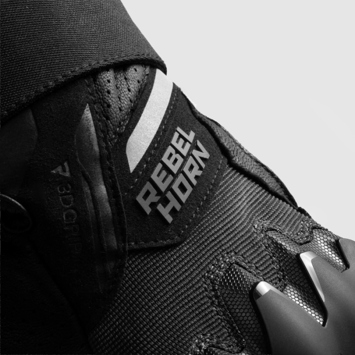 Manusi Rebelhorn Defender [11]