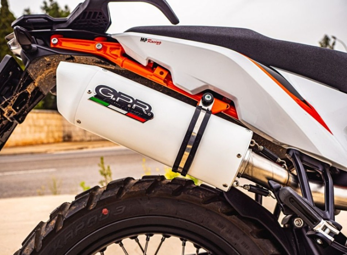 Slip-on exhaust GPR ALBUS EVO4 KT.105.2.ALB White glossy including removable db killer and link pipe [7]