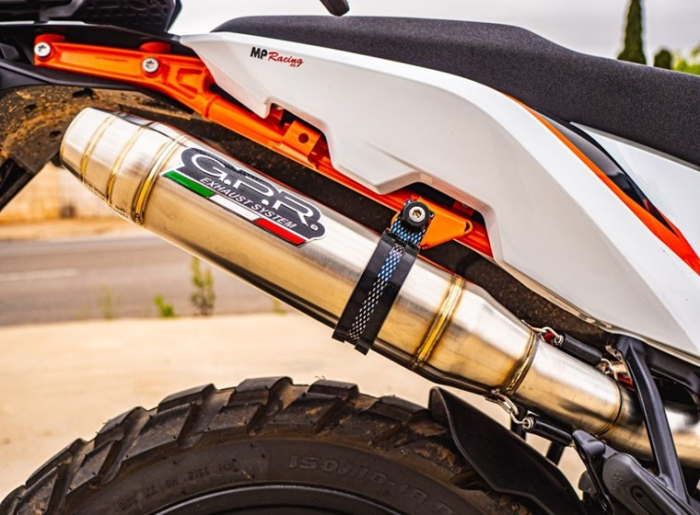 Slip-on exhaust GPR DEEPTONE INOX KT.100.2.DE Brushed Stainless steel including removable db killer and link pipe [7]