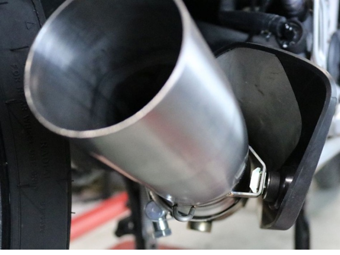 Slip-on exhaust GPR DUAL POPPY E5.BM.107.1.DUAL.PO Carbon look including removable db killer and link pipe [7]