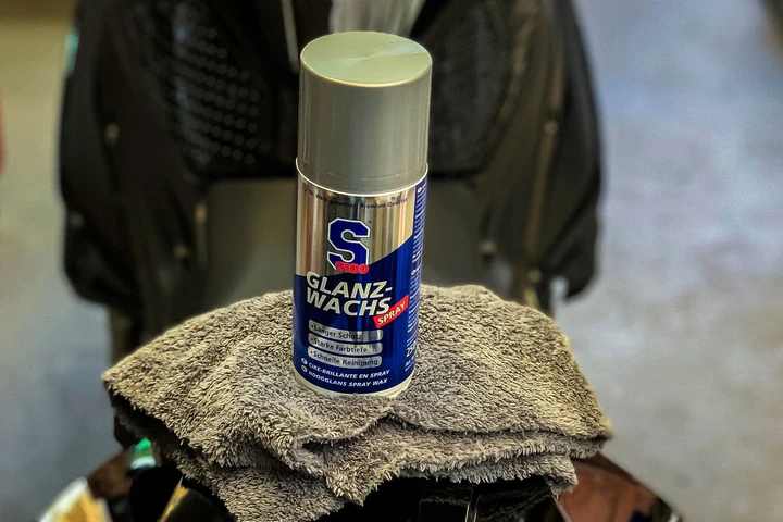 Spray ceara protectie suprafete vopsite S100 [2]