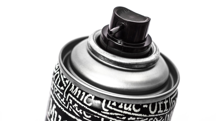 Spray de lubrifiat lantul MUC-OFF Wet 611 400ml [5]