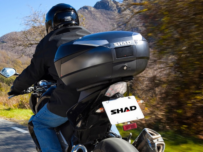 Top case SHAD SH48 Gri inchis with backrest, carbon cover and PREMIUN SMART lock [2]