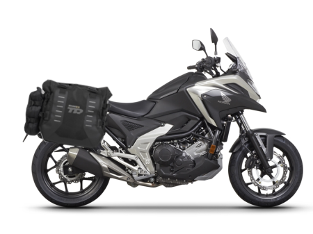 Piese moto - Complete set of SHAD TERRA TR40 adventure saddlebags, including mounting kit SHAD HONDA NX 750 X 2021-
