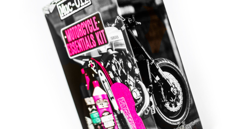Kit Curatare si Ingrijire Motocicleta MUC-OFF Essentials [1]