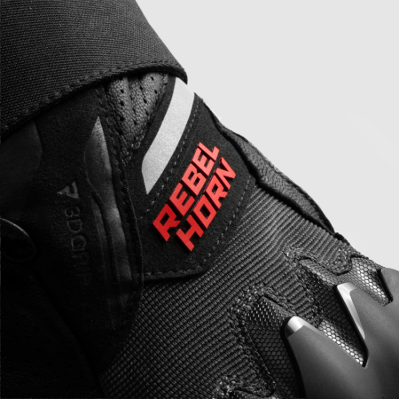 Manusi Rebelhorn Defender [10]